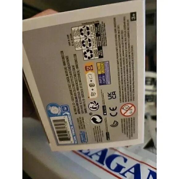 Funko Pop! 001 #1387 2023 Summer Convention Exclusive Vinyl w/Protector AZ - Picture 6 of 6